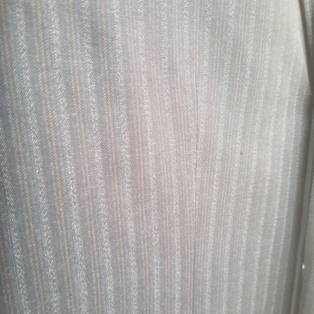 Mens Suit (40r) Custom Tailored - image 2